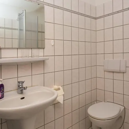 Luetow, Am Achterwasser 4 We 3 *