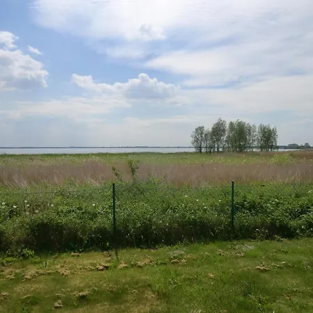 Luetow, Am Achterwasser 4 We 3 Apartmán